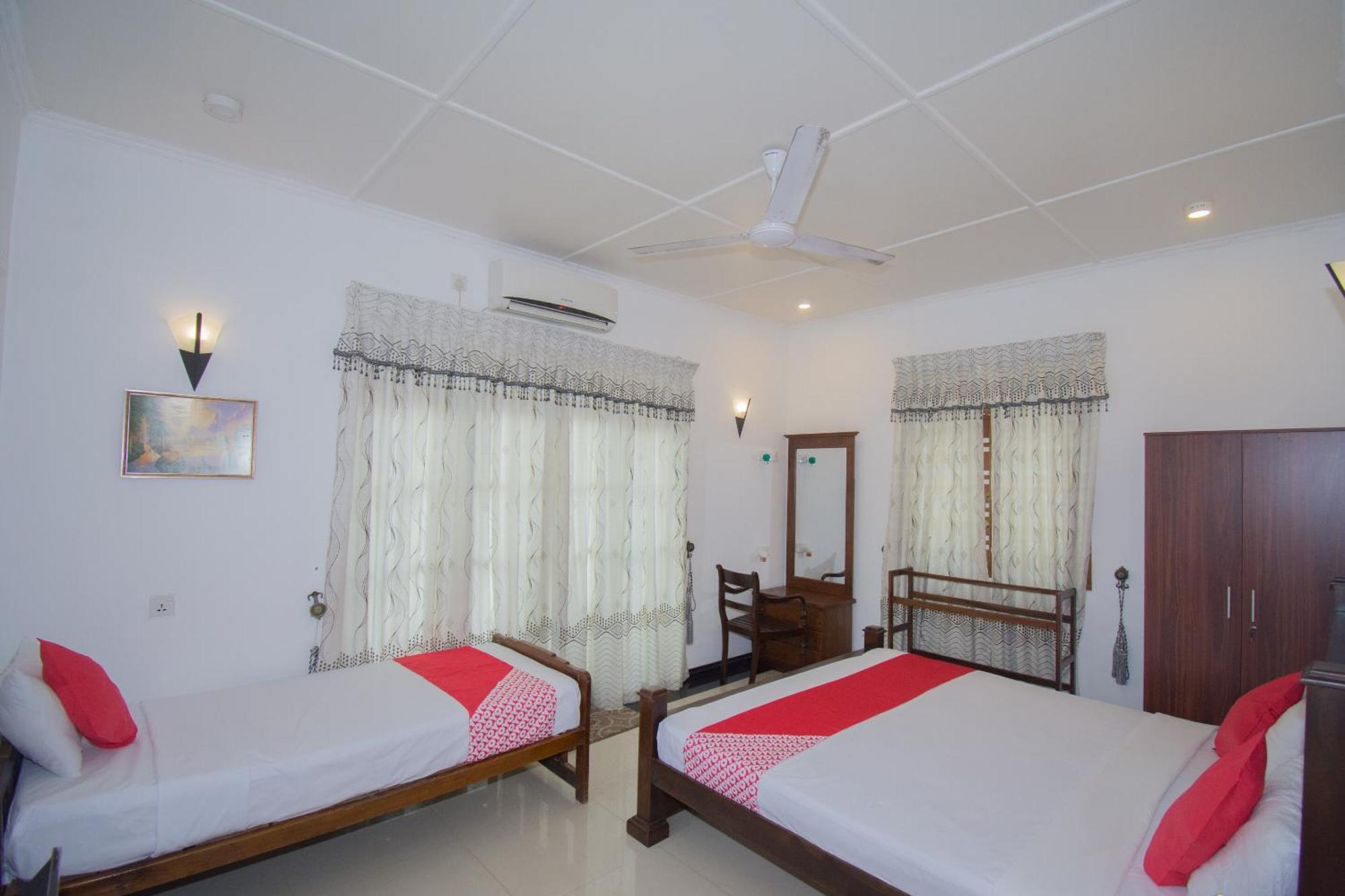 Avon Villa Хіккадува Номер фото