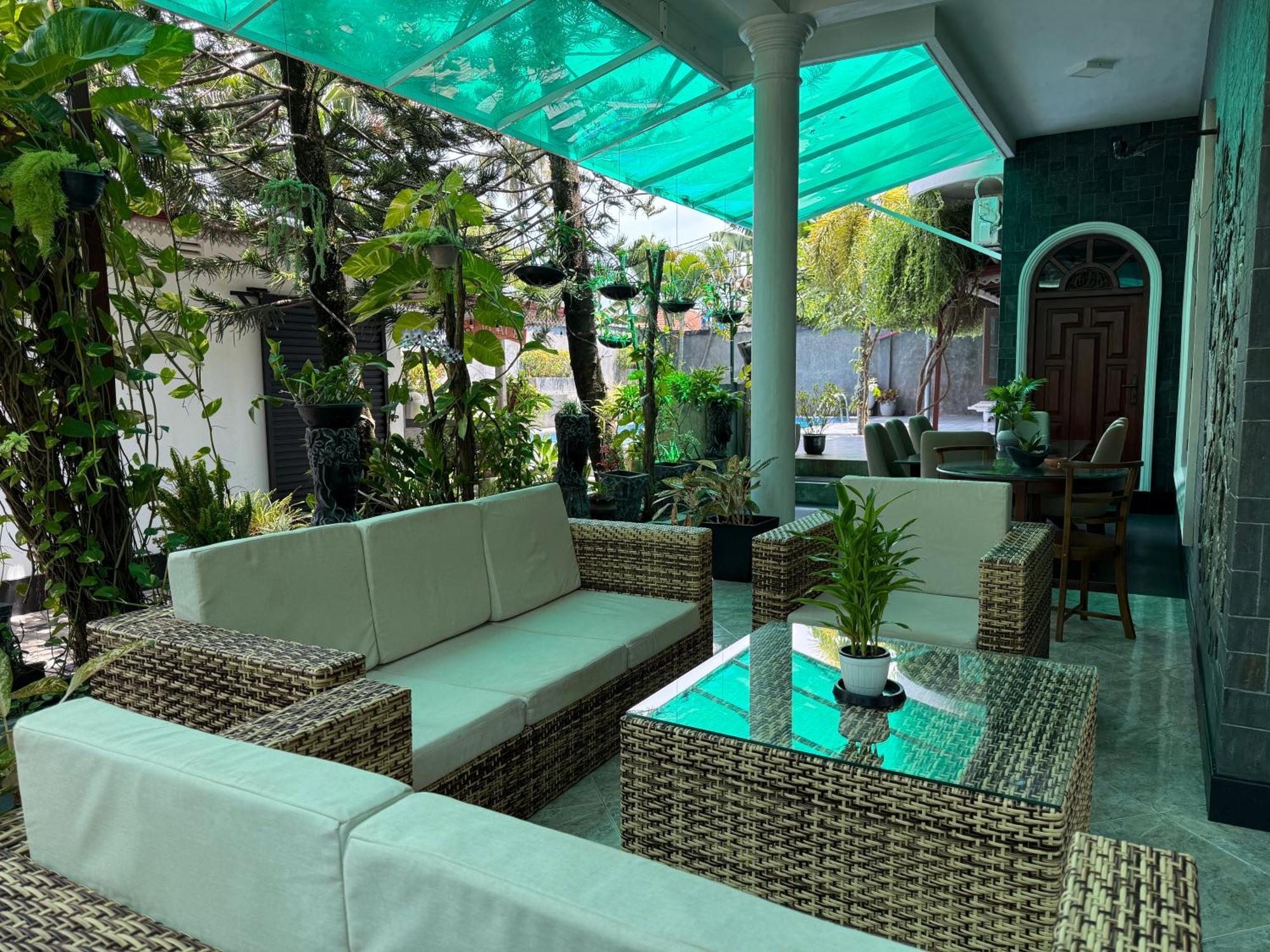 Avon Villa Хіккадува Екстер'єр фото